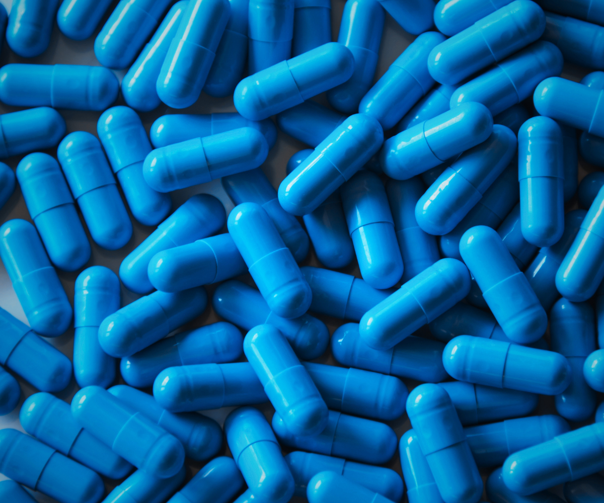 A pile of methylene blue capsules